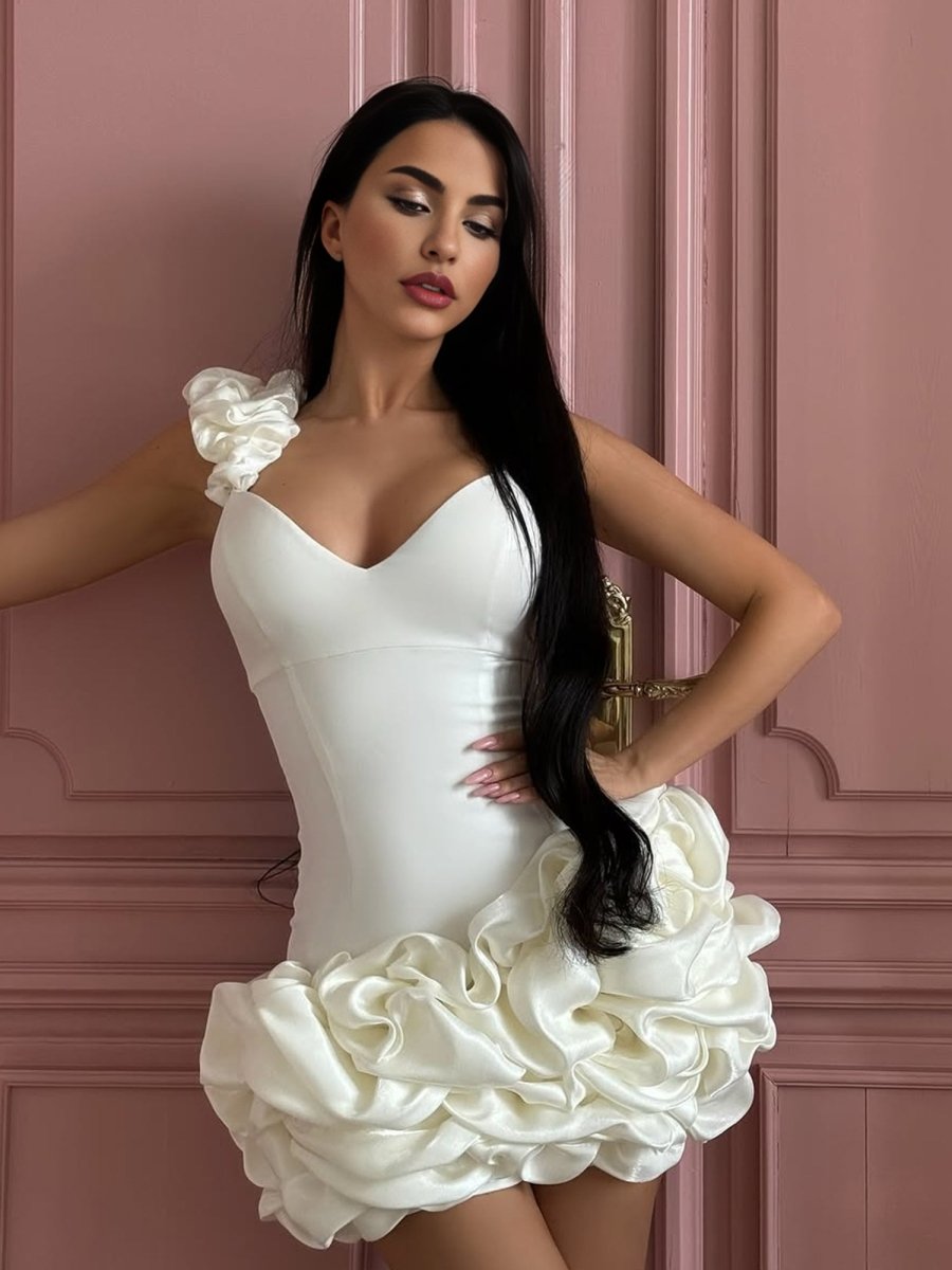 Ivory - Sheath Spandex Ruched V Neck Homecoming Dresses with Ruffles